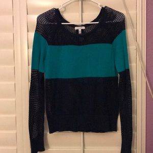 Long sleeve hole top